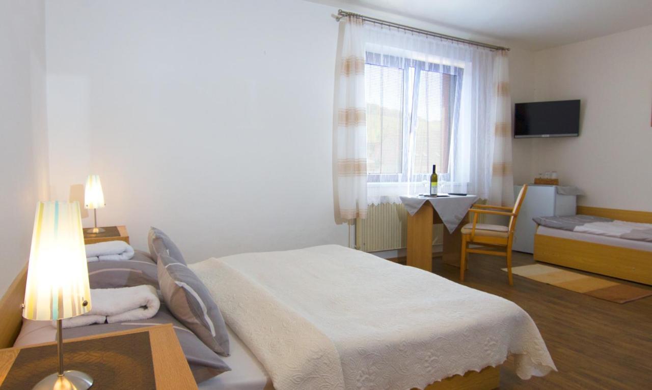 Penzion U Kraliku Kurdějov Eksteriør bilde